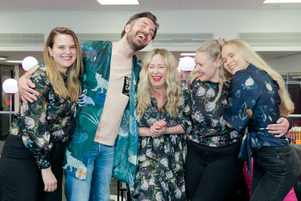 Tutkimus: Somevaikuttajat mediamaisemaa muokkaamassa