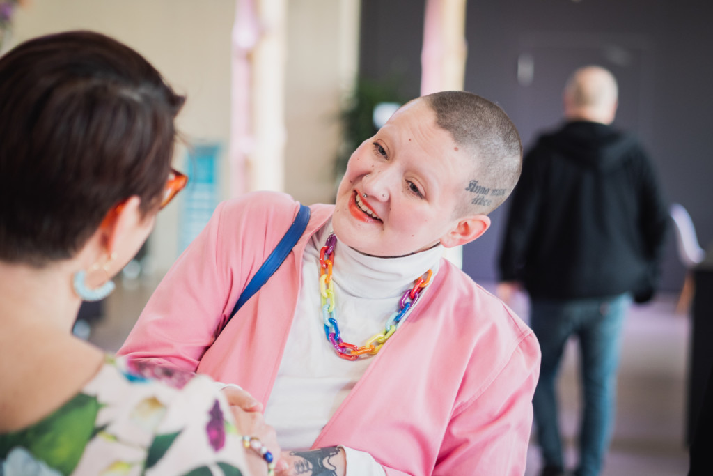 Miten inhimillistä viestintää luodaan?