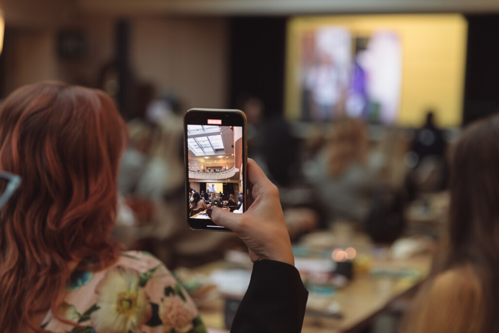 Vaikuttajamarkkinoinnin säännöt tarkentuivat KKV:n ohjeilla